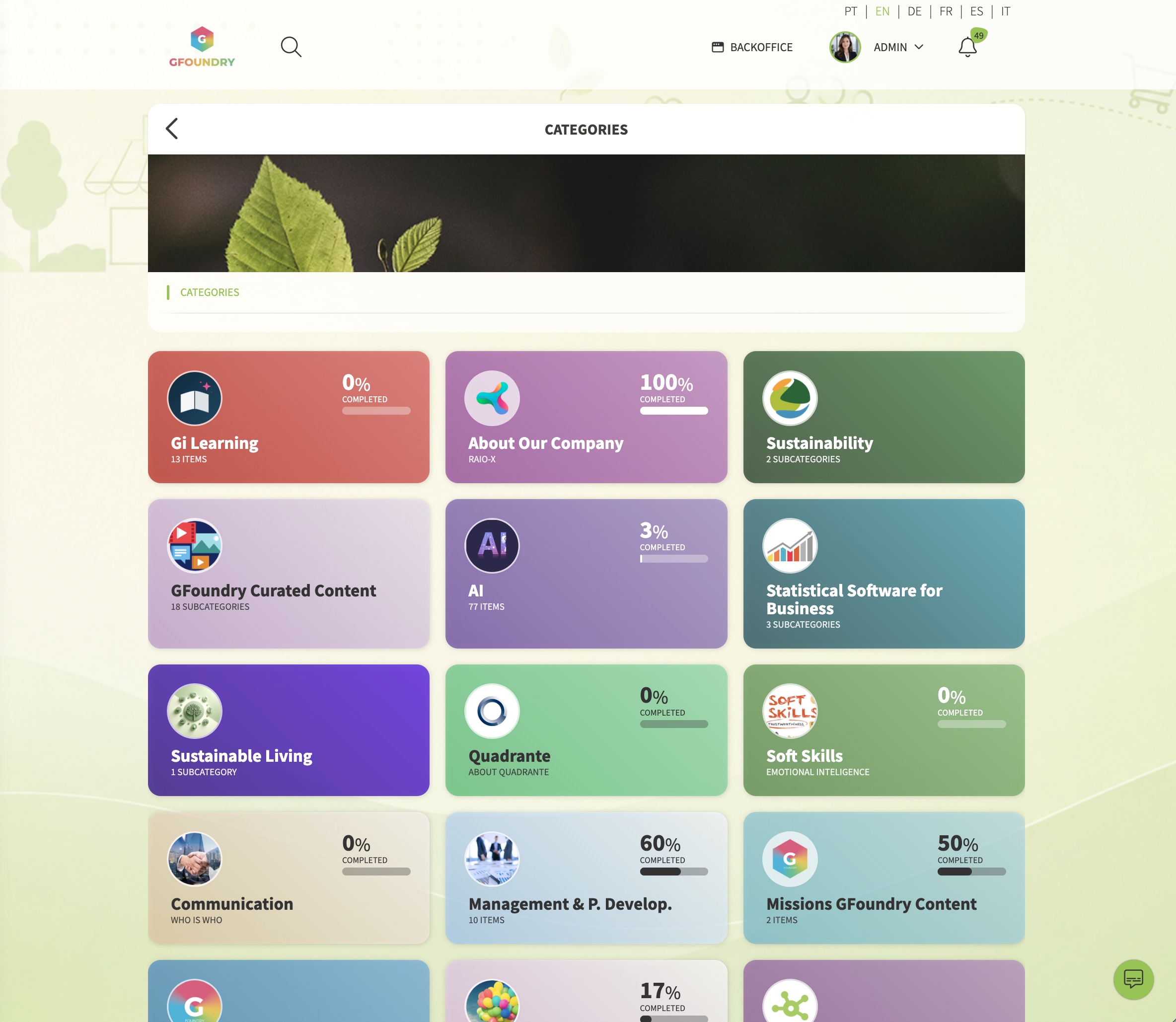 Catálogo de aprendizagem GFoundry organizado em categorias com indicadores de progresso.